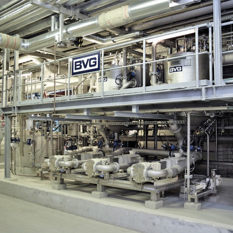 Speed-Sizer working sta-tion with Separator GS,-Super-Strainer ST and Super-Strainer SPS